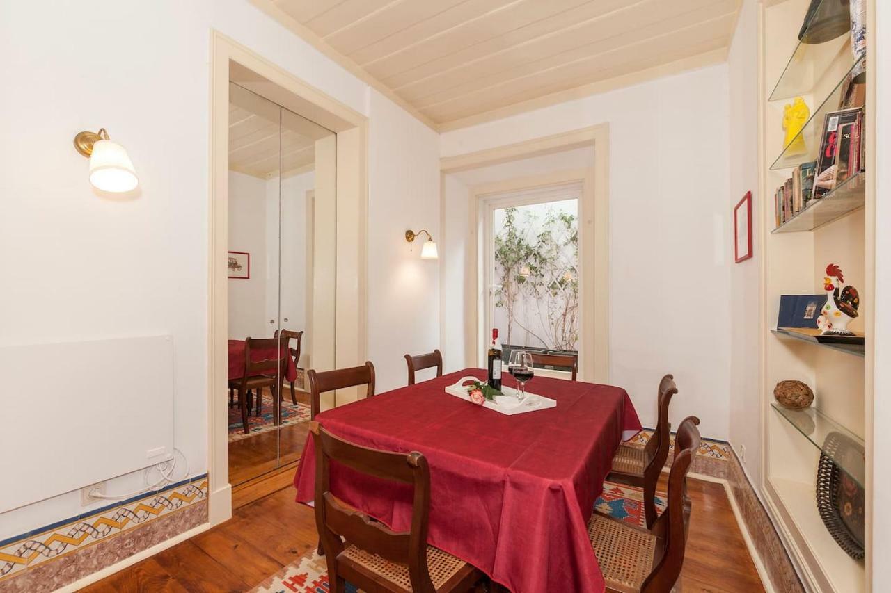 2 Bedroom Apartment With Patio Next To Avenida Da Liberdade ลิสบอน ภายนอก รูปภาพ