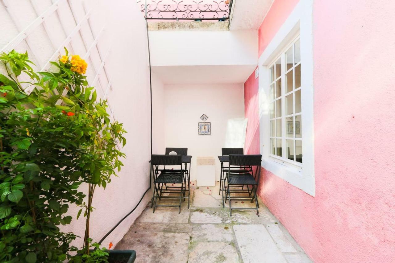 2 Bedroom Apartment With Patio Next To Avenida Da Liberdade ลิสบอน ภายนอก รูปภาพ
